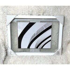 Threshold Gallery Float Photo Frame 11”x15” Floated to 8”x10” White
